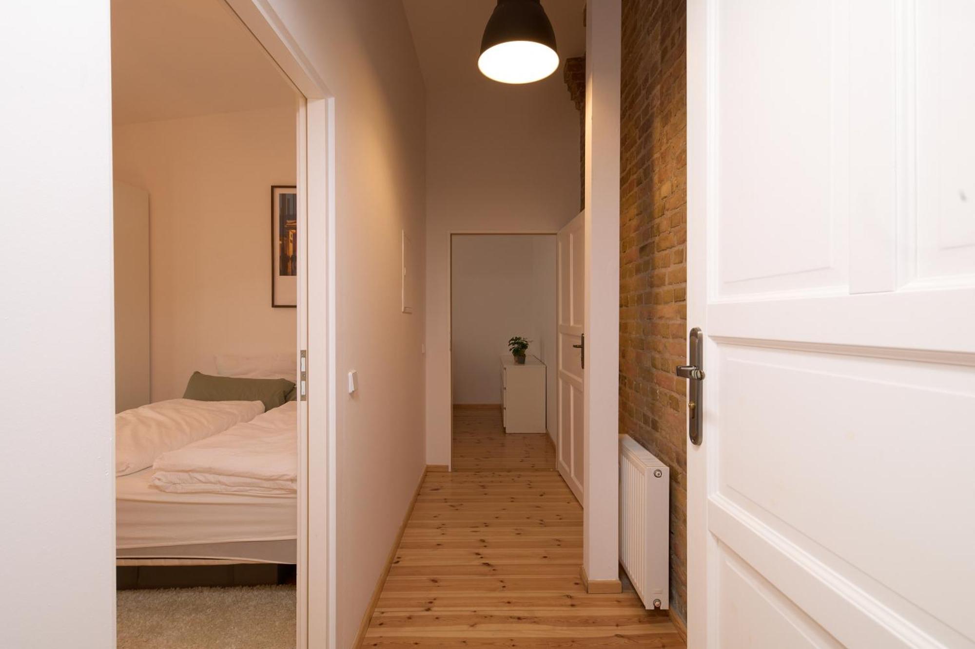 Staywell - Am Schloss Bellevue Fuer Bis Zu 12 Personen Appartement